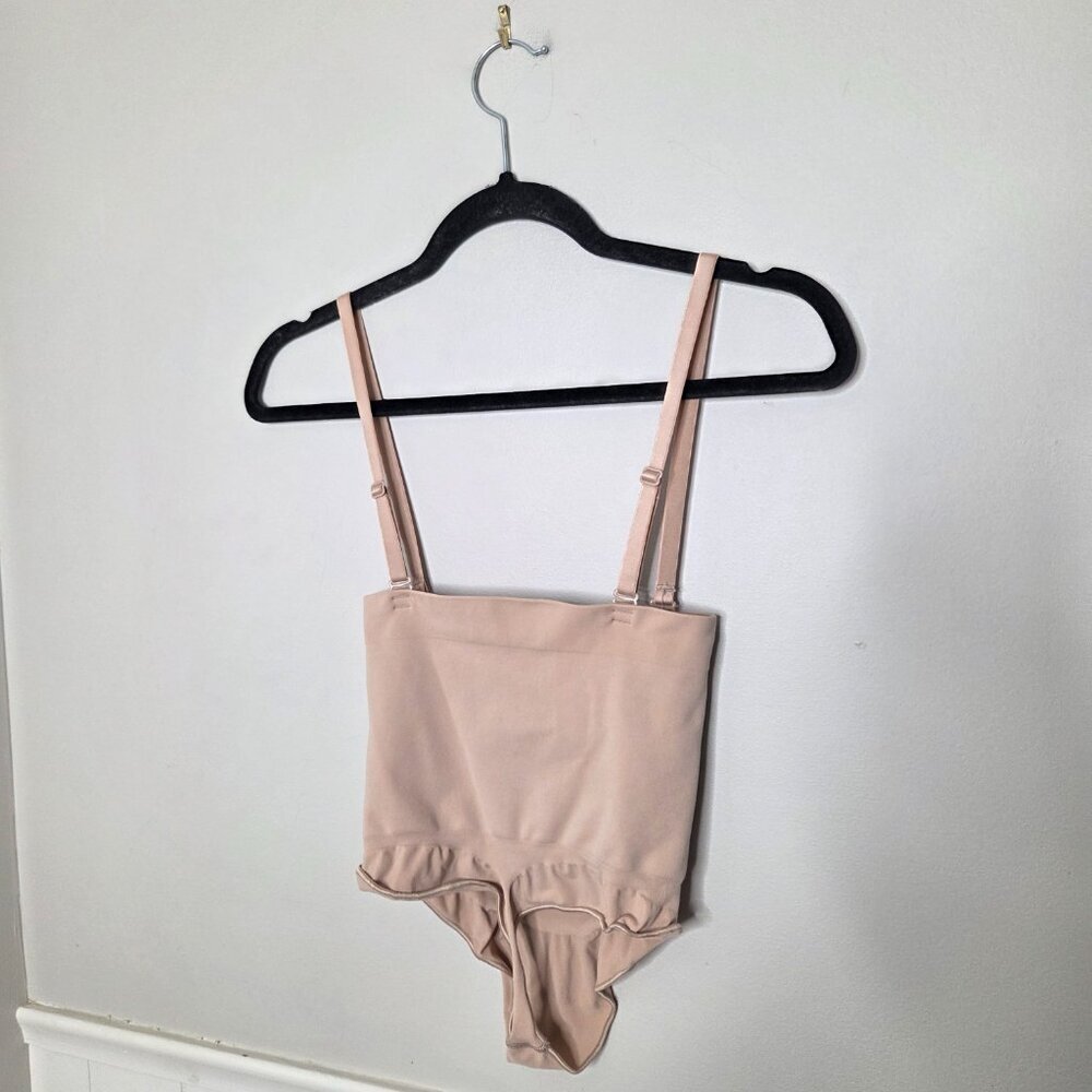 SKIMS Tummy Control Shapewear with Straps - Picture 4 of 4